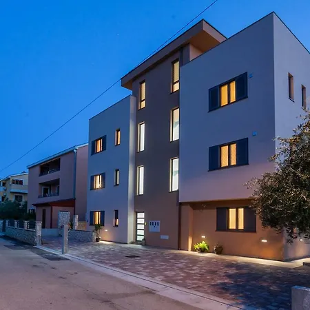 Luana With Private Jacuzzi Lejlighed