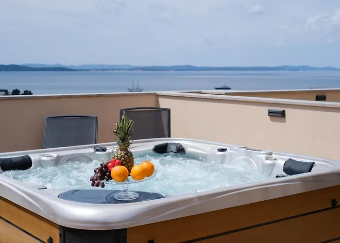 Luana With Private Jacuzzi Lejlighed