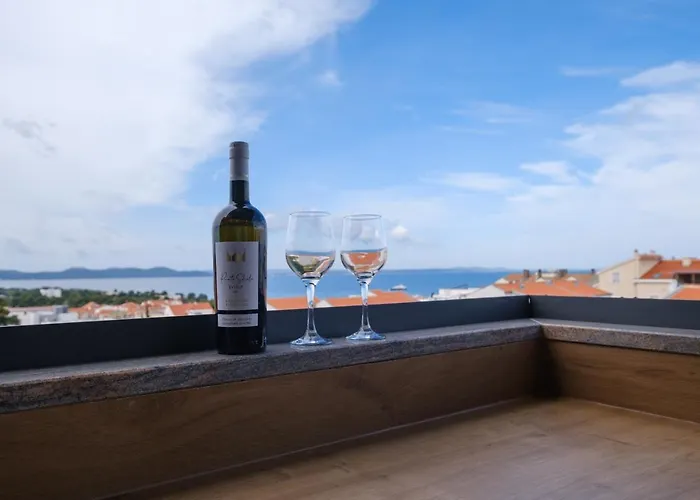 Luana With Private Jacuzzi