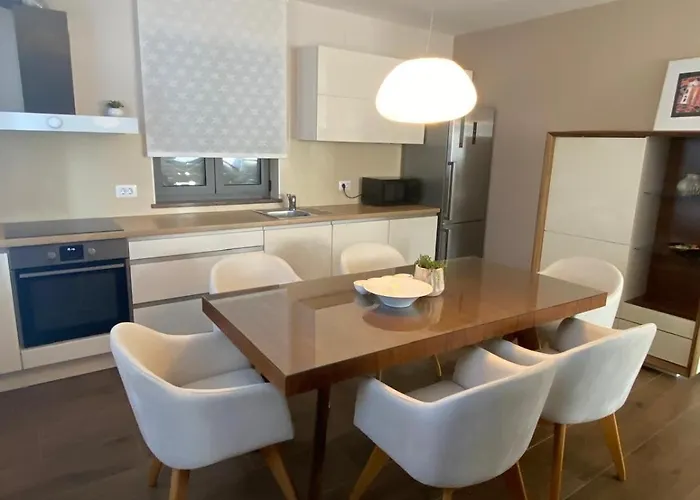 Luana With Private Jacuzzi Lejlighed