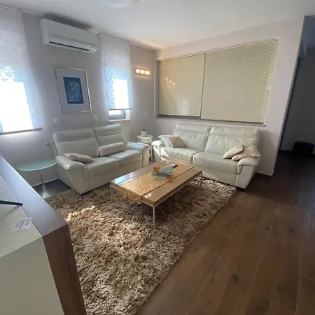 Luana With Private Jacuzzi Appartement Zadar