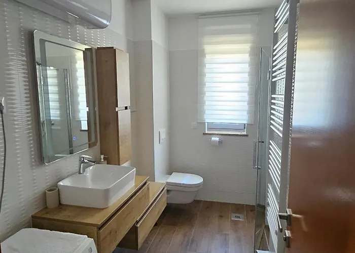 Luana With Private Jacuzzi *